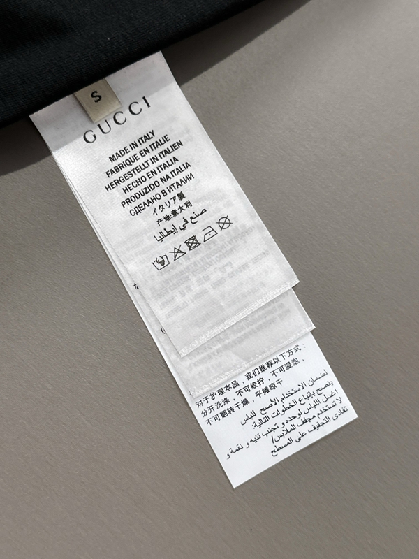 ブランドTシャツ着用イメージ